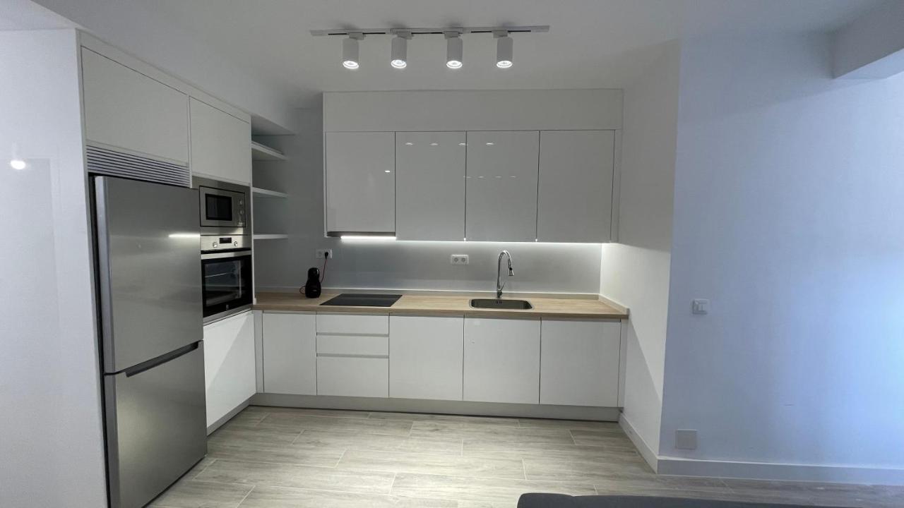 A 50 Metros De La Plaza Del Charco, Apartament